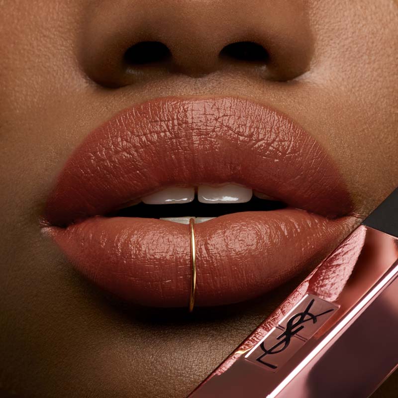 Rouge Pur Couture The Slim Glow Matte*